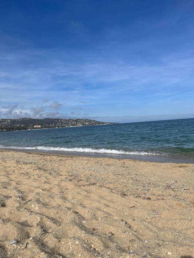 Appartement Vue Mer Avec Balcon Sainte-Maxime Exterior foto
